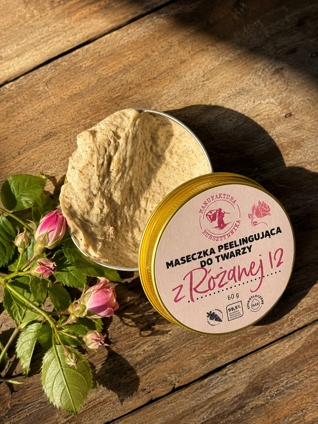 Peeling-Gesichtsmaske mit Rosenöl 12